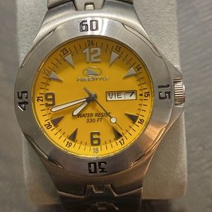 Freestyle Men’s Water Resistant 330 ft